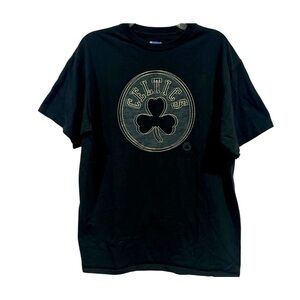NBA Celtics Men Tee Shirt Hologram Clover 100% Cotton Black T Shirt Size Large